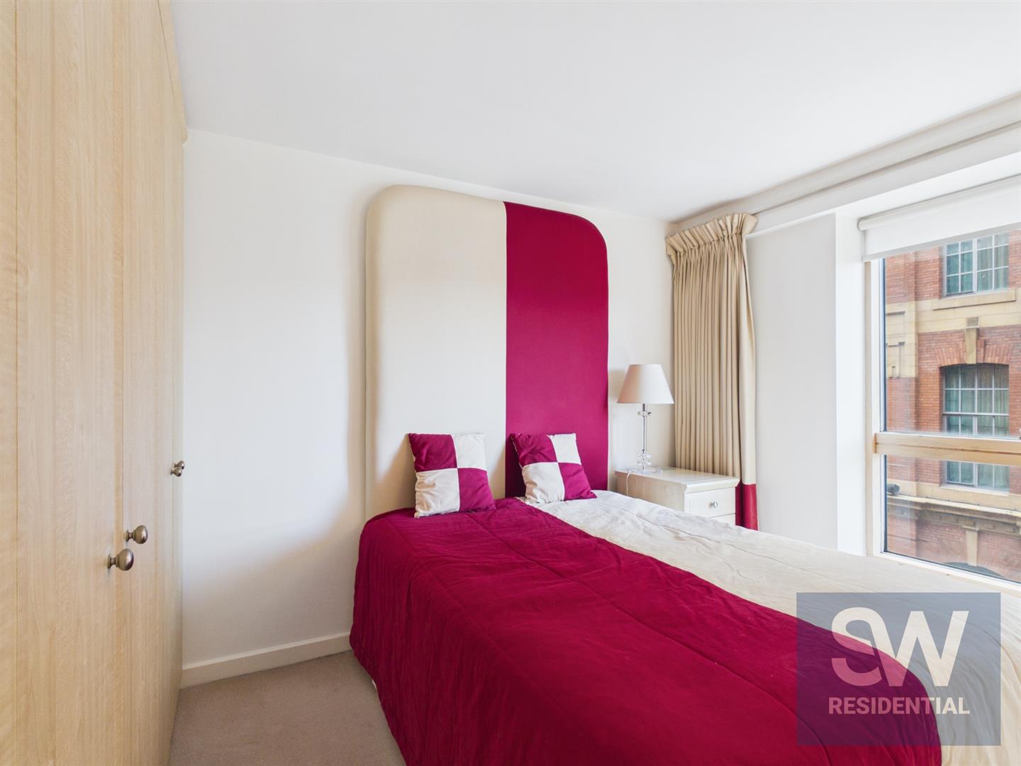 2 bed property in The Quays, Leeds
